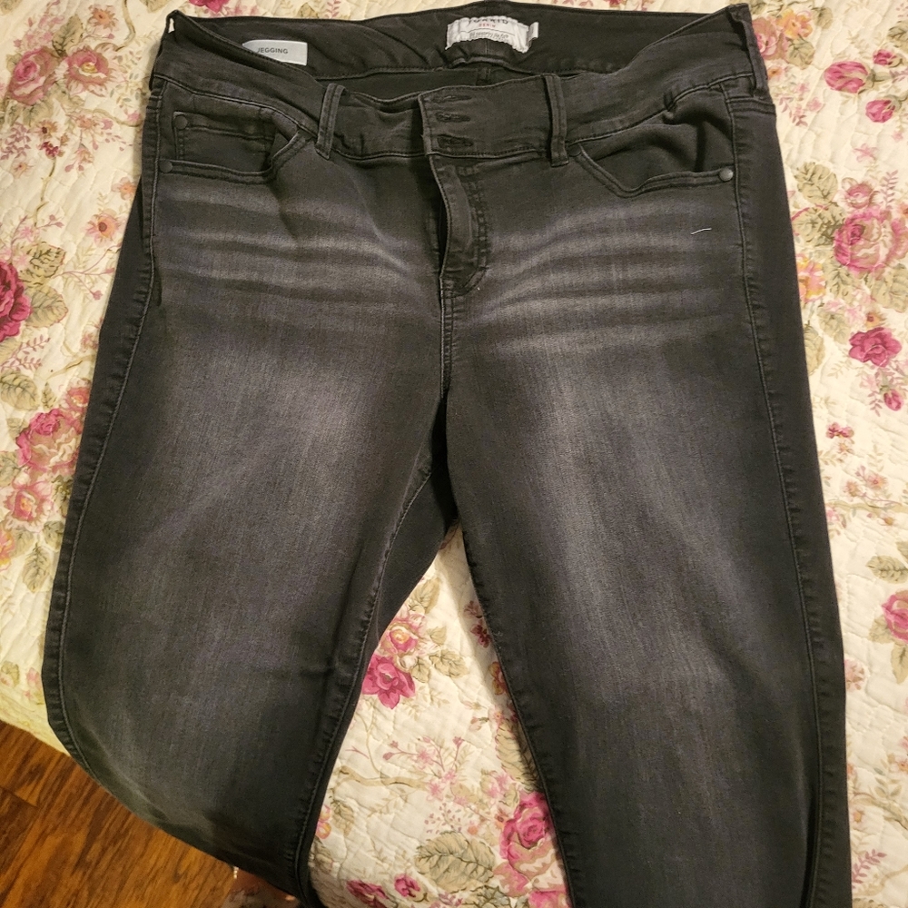 Torrid black jeggings size 20
